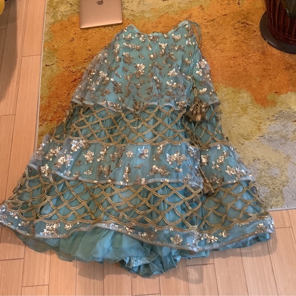 INDIAN PARTY LEHENGA - Picture 9 of 13